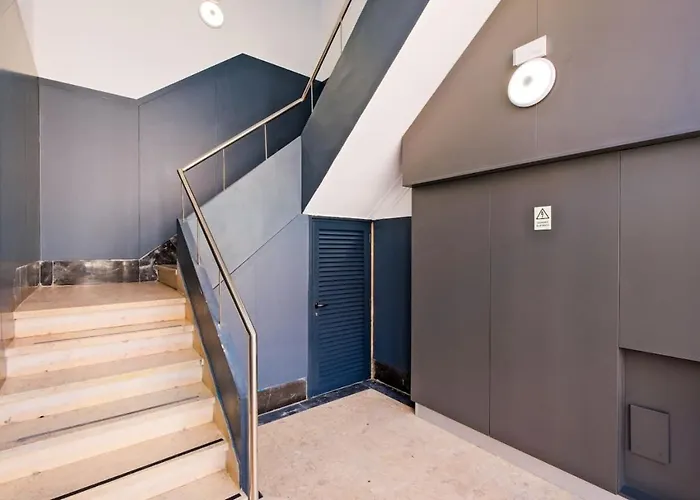 Apartment Lovely Fully Equipped Near Subway N8