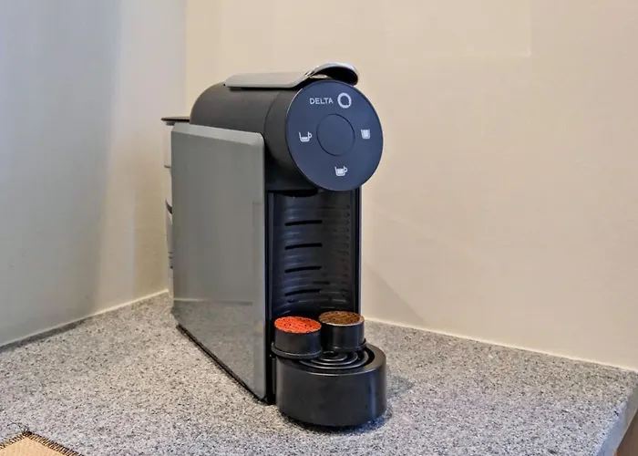 Apartment Lovely Fully Equipped Near Subway N8 Lisbon