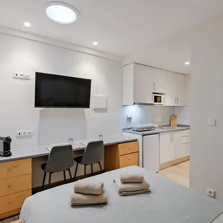 Lovely Fully Equipped Near Subway N8 Apartment Lisbon